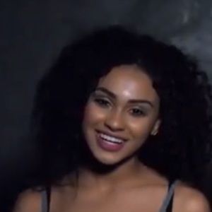 Meet your Posher, Samira